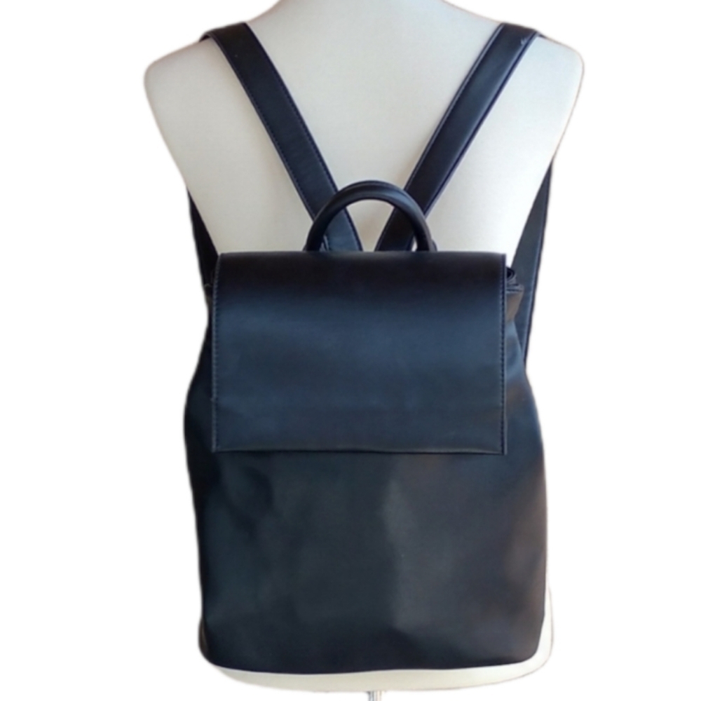 Urban Boutique - Black Vegan Leather‎ Backpack